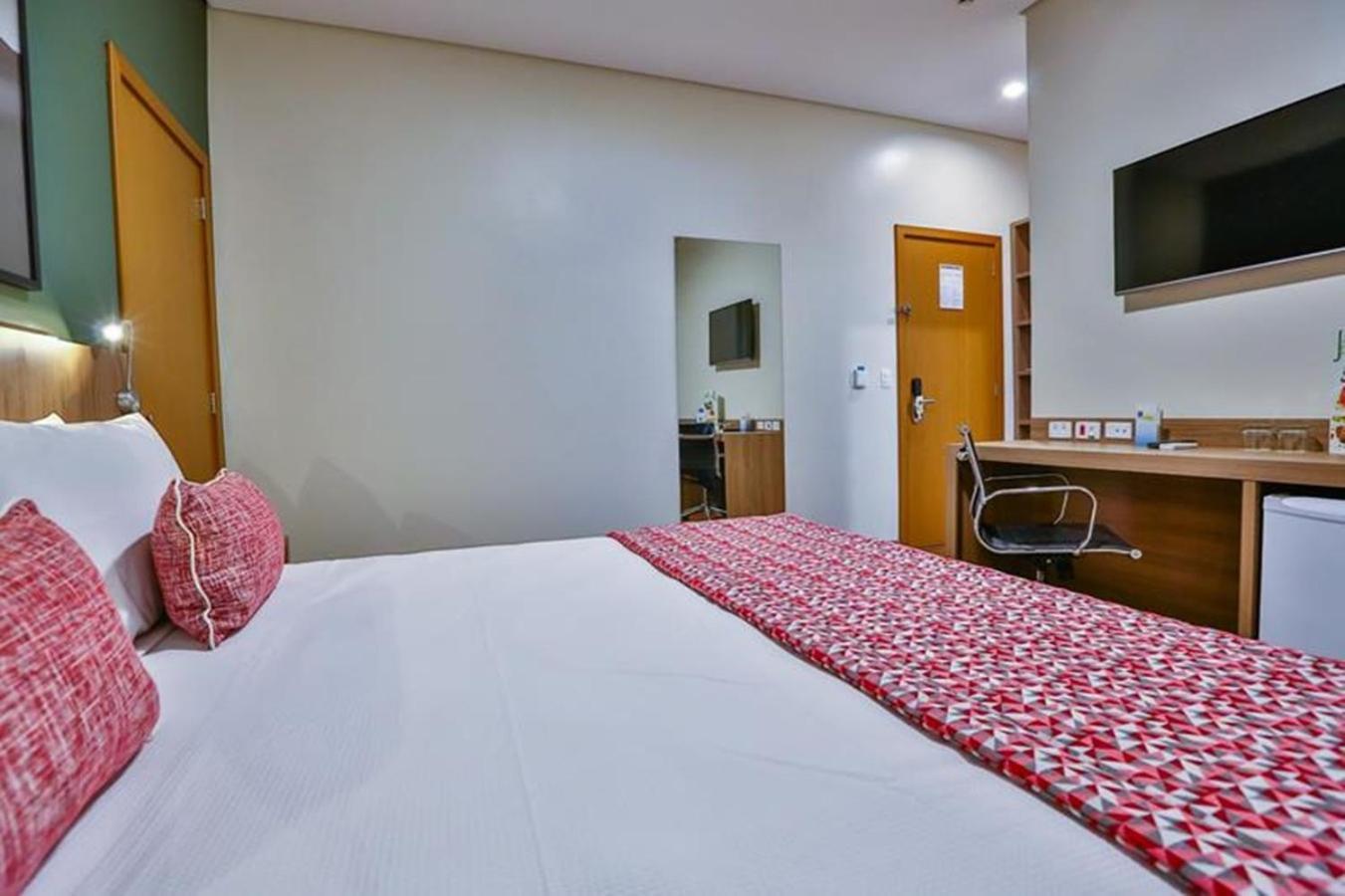 Comfort Mogi Guacu Exterior foto