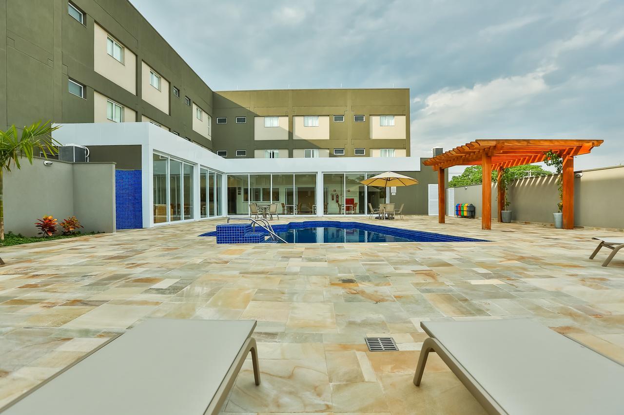 Comfort Mogi Guacu Exterior foto